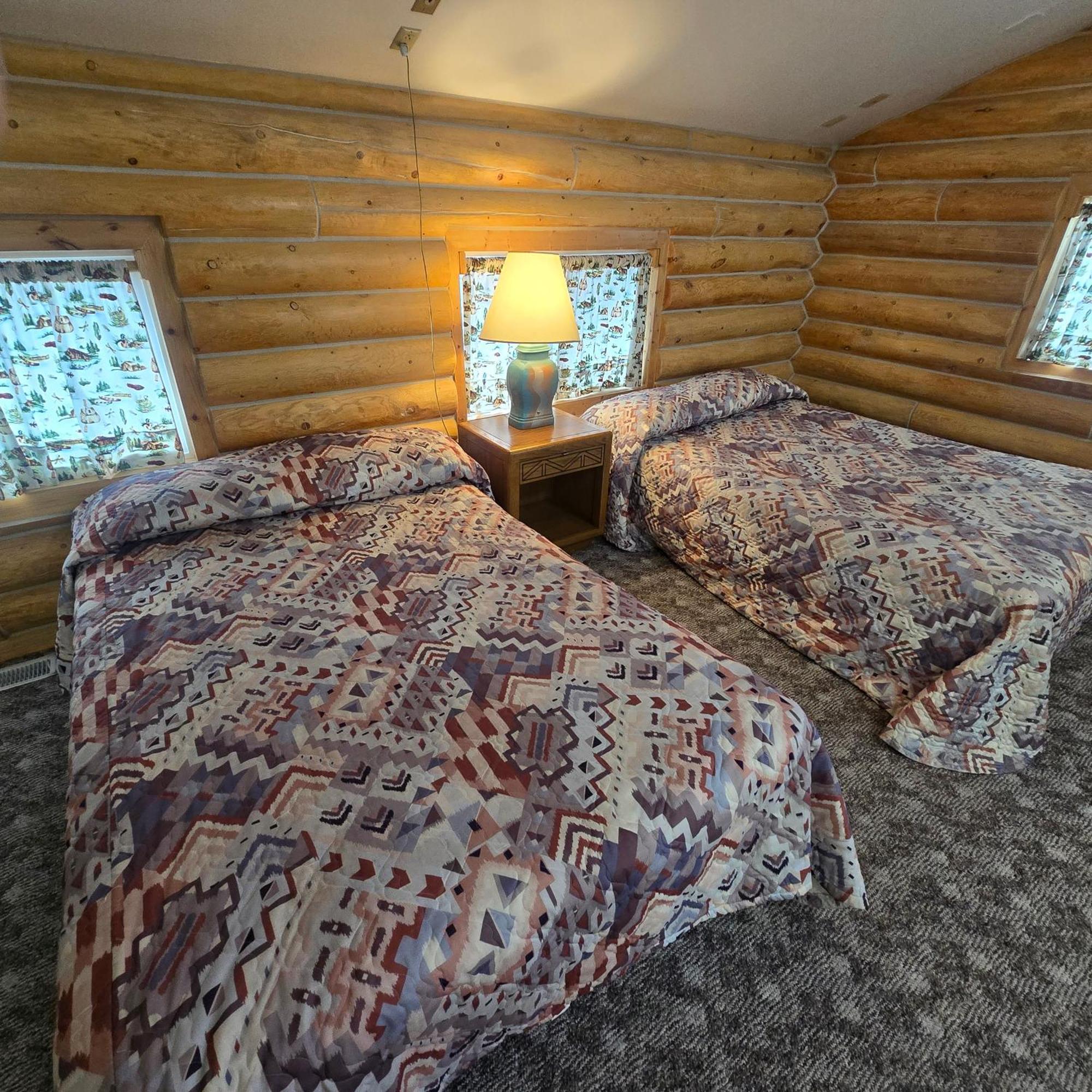 Jared's Wild Rose Ranch 2* Island Park