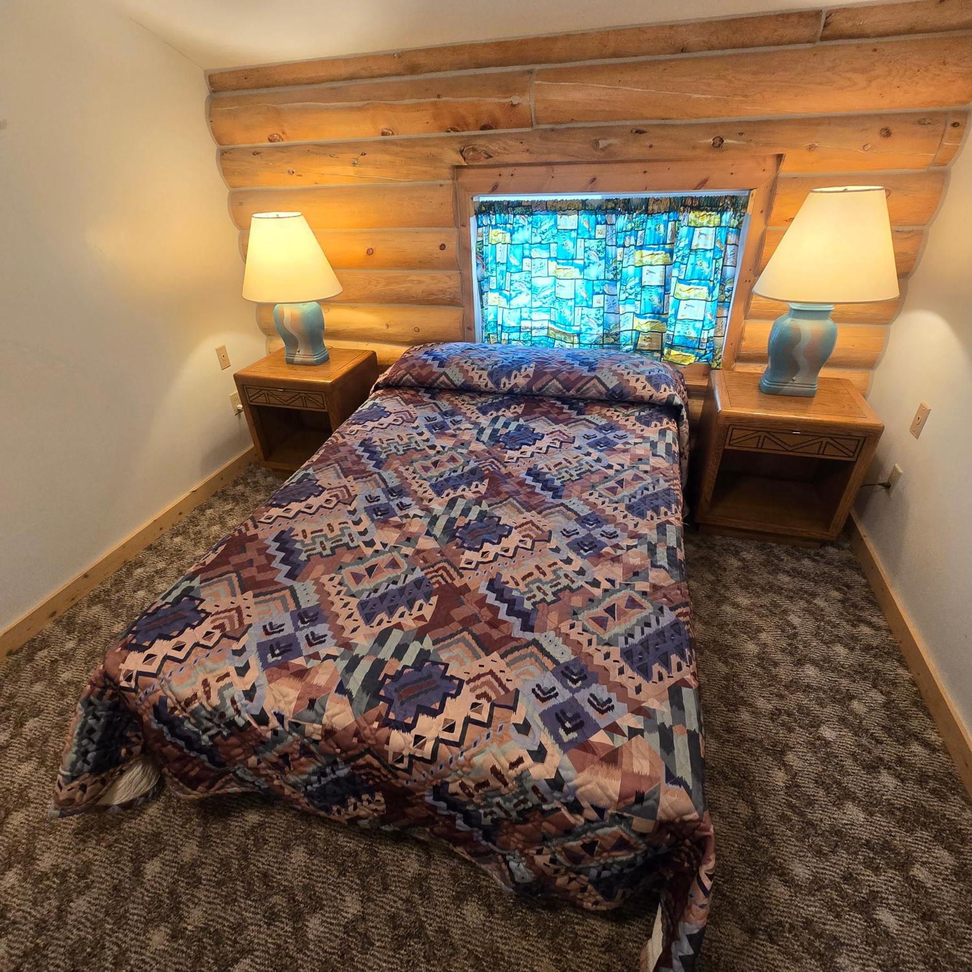 Jared's Wild Rose Ranch 2* Island Park